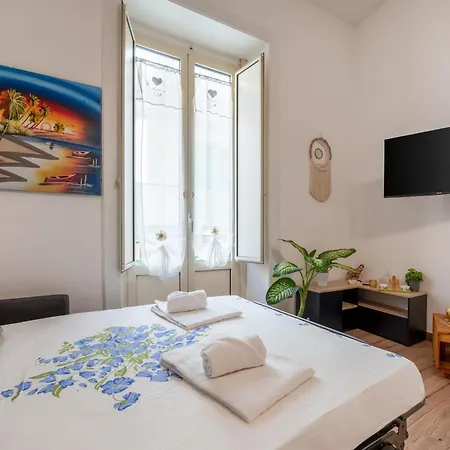 Lovely Vicino Al Mare E Ai Traghetti ソレント