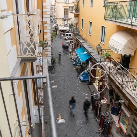 Lovely Vicino Al Mare E Ai Traghetti Appartement Sorrente