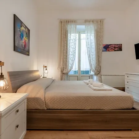 Lovely Vicino Al Mare E Ai Traghetti Appartement Sorrente