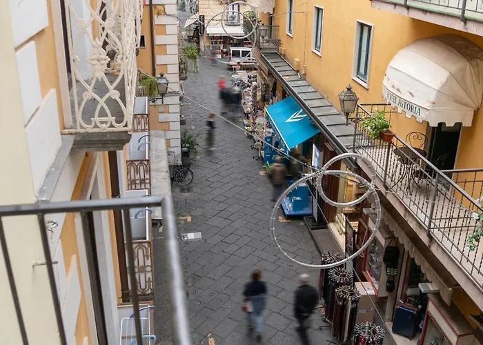 Lovely Vicino Al Mare E Ai Traghetti Апартаменты Сорренто