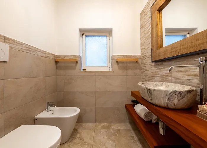 Apartament Lovely Vicino Al Mare E Ai Traghetti *