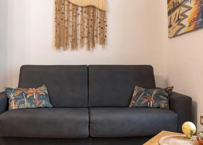 Apartament Lovely Vicino Al Mare E Ai Traghetti *